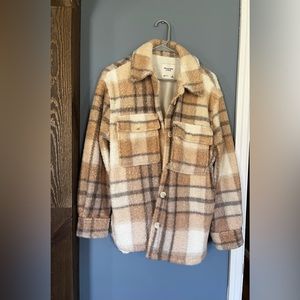 Abercrombie & Fitch Plaid Sherpa Shacket